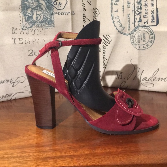 Steve Madden red suede ankle sandal - Picture 2 of 5